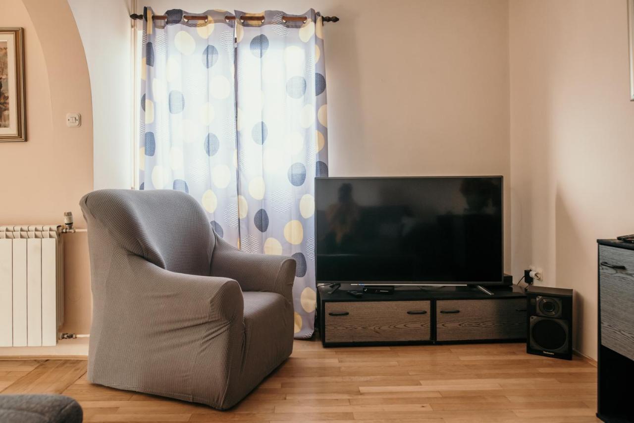 Apartments Ivana 드라말리 외부 사진