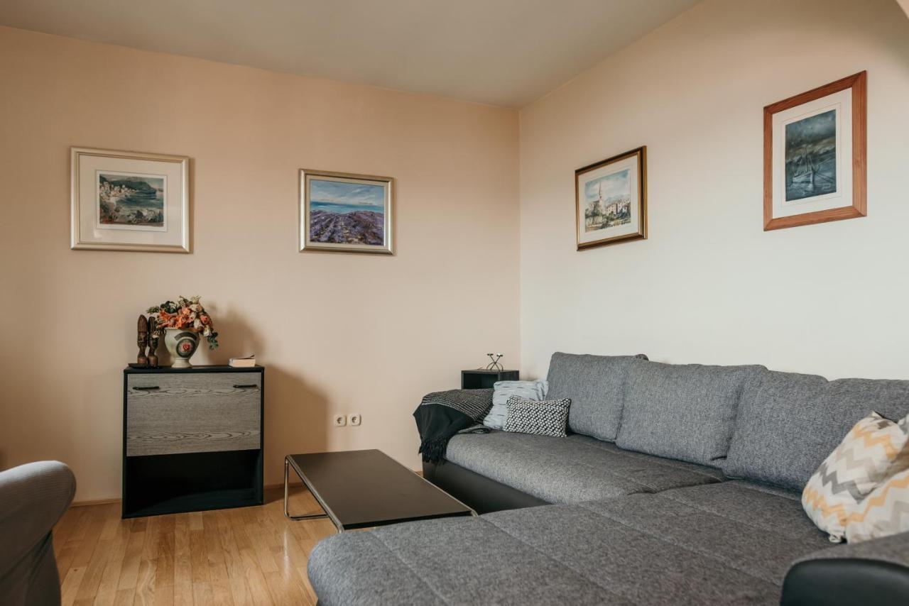 Apartments Ivana 드라말리 외부 사진