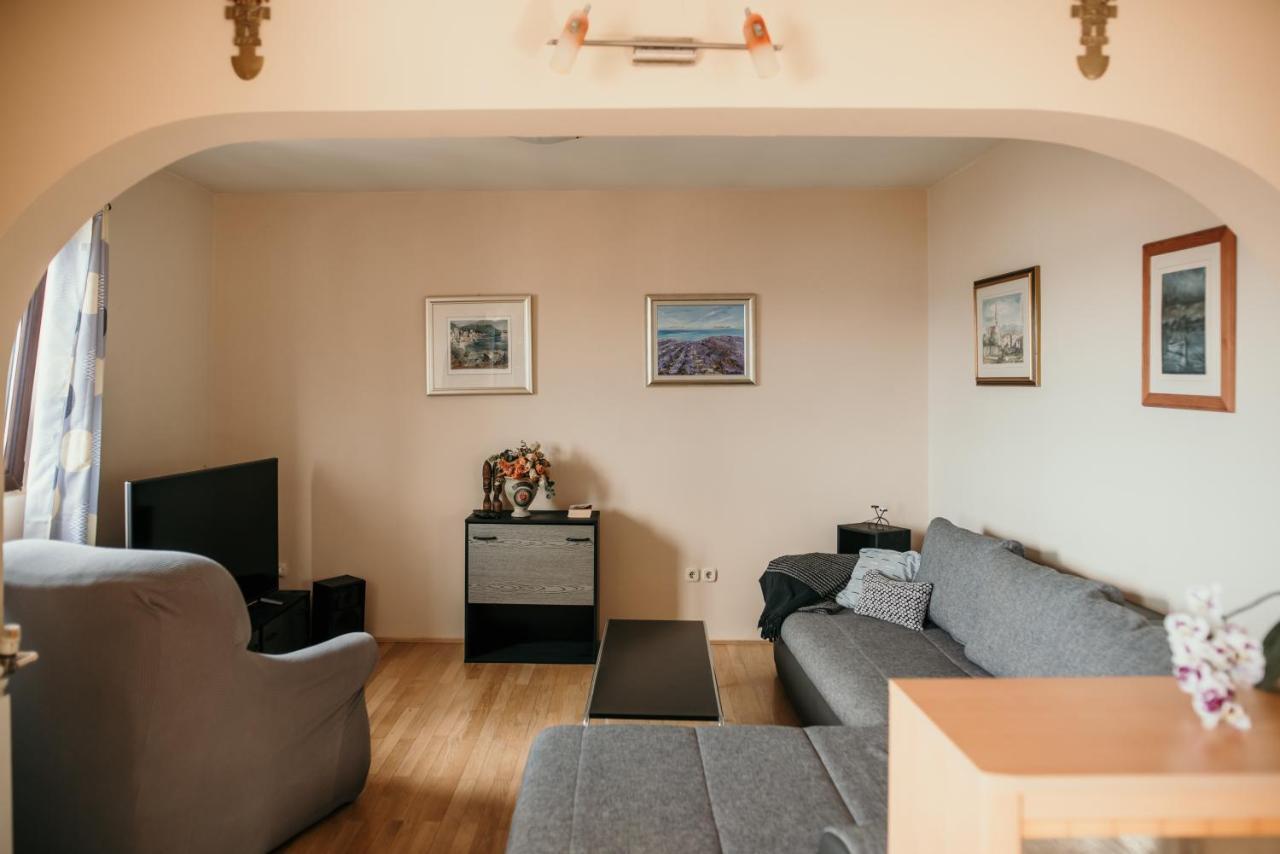 Apartments Ivana 드라말리 외부 사진
